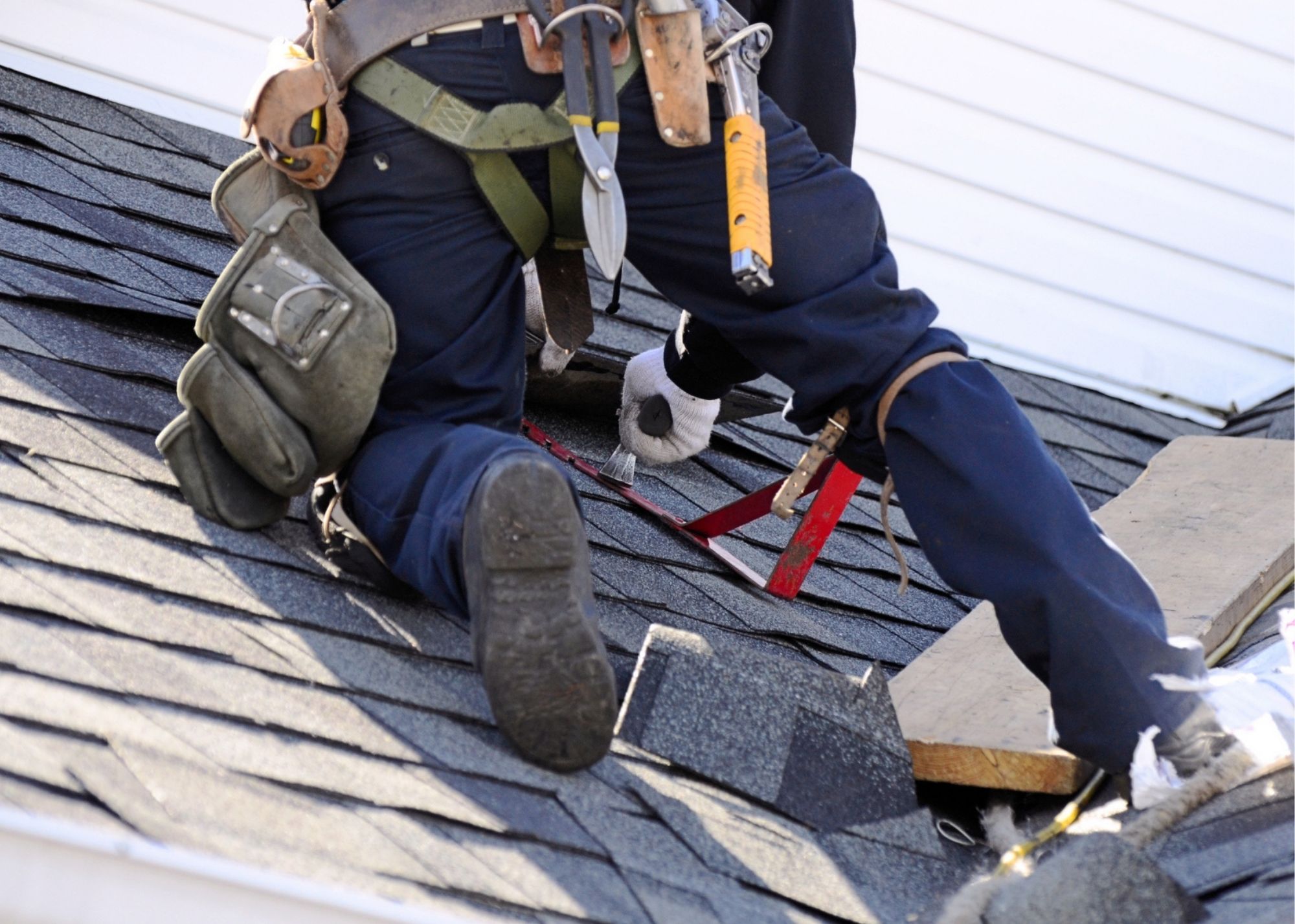 Professional roofing contractor working on a Pasadena roof